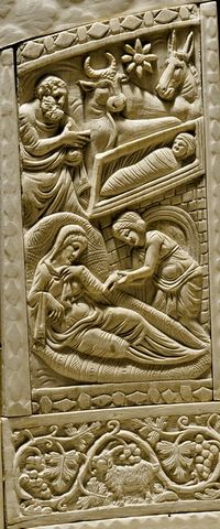 · Panel de la Natividad de la Cátedra de Maximiano de Rávena · Detalle de la Cátedra (silla episcopal) del arzobispo Maximiano · Panel de la Natividad de la Cátedra de Maximiano de Rávena · Detalle de la Cátedra (silla episcopal) del arzobispo Maximiano